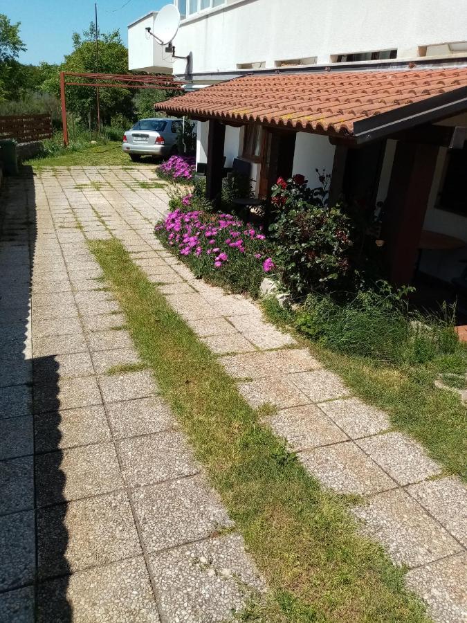 Apartman Mirko 普拉 外观 照片